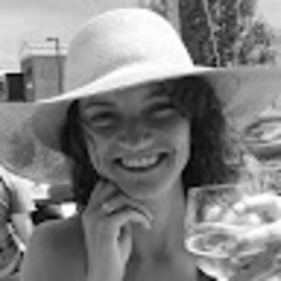 Meet your Posher, Kyra - Picture 1 of 1